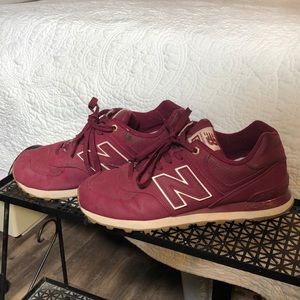 Maroon New Balance 574 men’s size 8.5